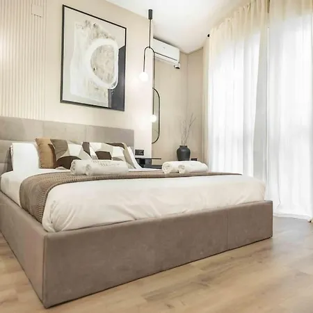 Romantic Getaway In The Center Μάλαγα