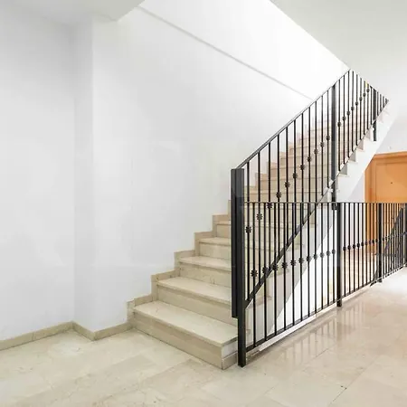 Apartment Romantic Getaway In The Center By Rems Malaga