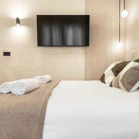 Apartment Romantic Getaway In The Center By Rems *