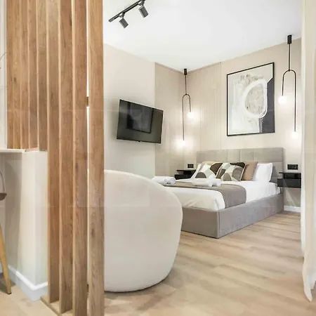 Apartment Romantic Getaway In The Center By Rems *
